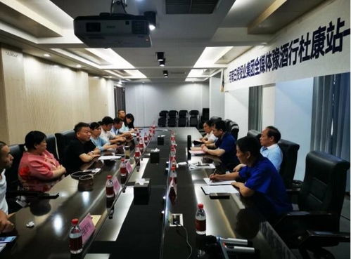 杜康控股銷售公司總經(jīng)理肖志雄談市場(chǎng)動(dòng)態(tài) 銷售勢(shì)頭強(qiáng)勁，部分產(chǎn)品供不應(yīng)求