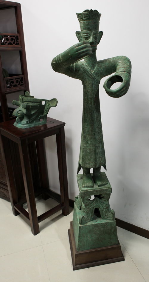 匠心獨(dú)運(yùn)，非遺煥新——成都第三屆非物質(zhì)文化遺產(chǎn)節(jié)手工藝及文化藝術(shù)品的策劃與呈現(xiàn)